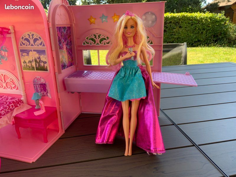 Barbie maison transportable pop star (image 6)