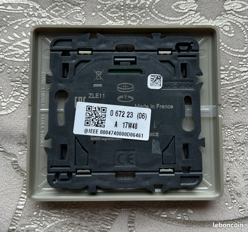 Interrupteur Legrand 67233 - Radio Zigbee CELIANE MYHOME - Universel 2500W Avec Neutre - Neuf