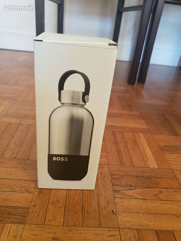 Gourde en inox Hugo Boss neuve 750 ml (image 2)