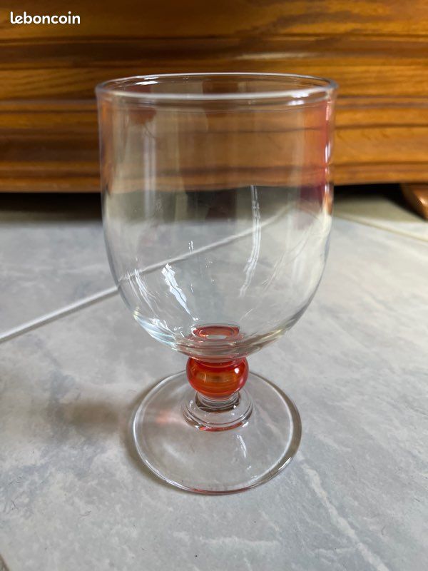 Verres a pied (image 2)