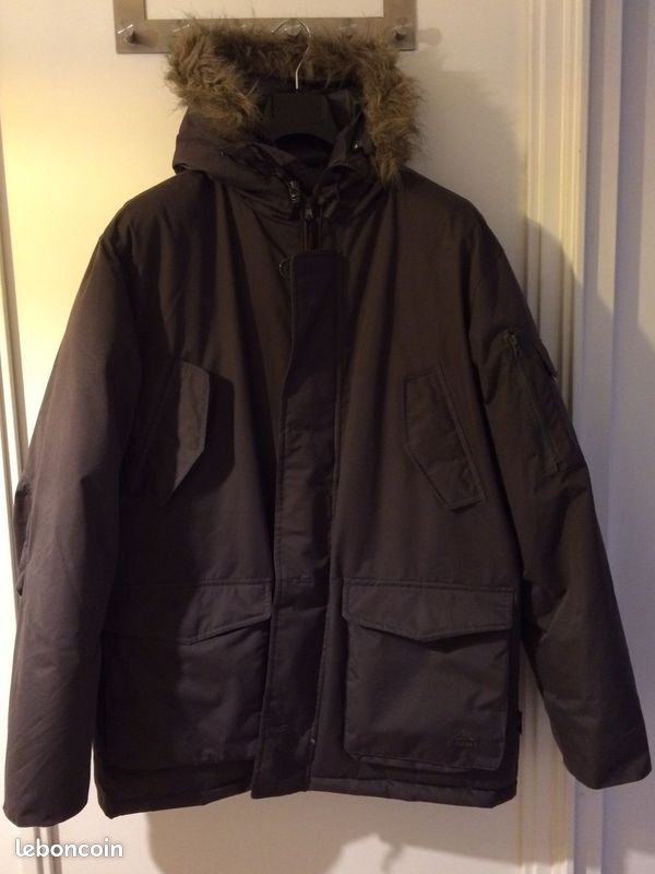 Doudoune McKinlet grise taille M (image 1)