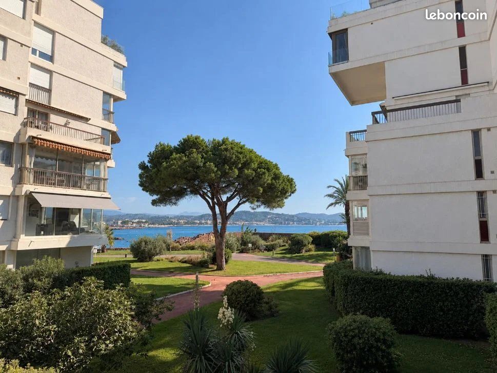 Appartement 1 pièce 45 m² · à Mandelieu-la-Napoule · 45 m² · 2 000 €/mois
