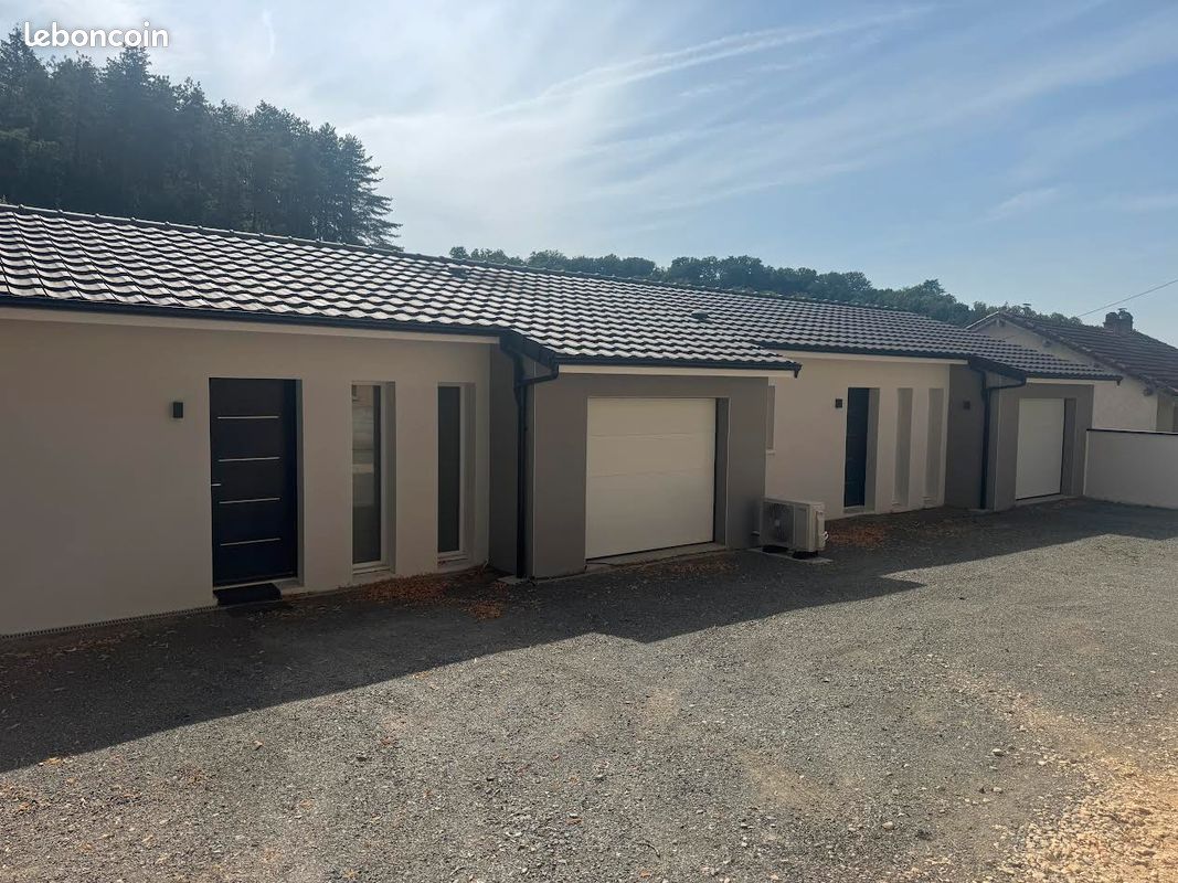 Maison 8 pièces 200 m² · à Sanilhac · 200 m² · 460 000 €
