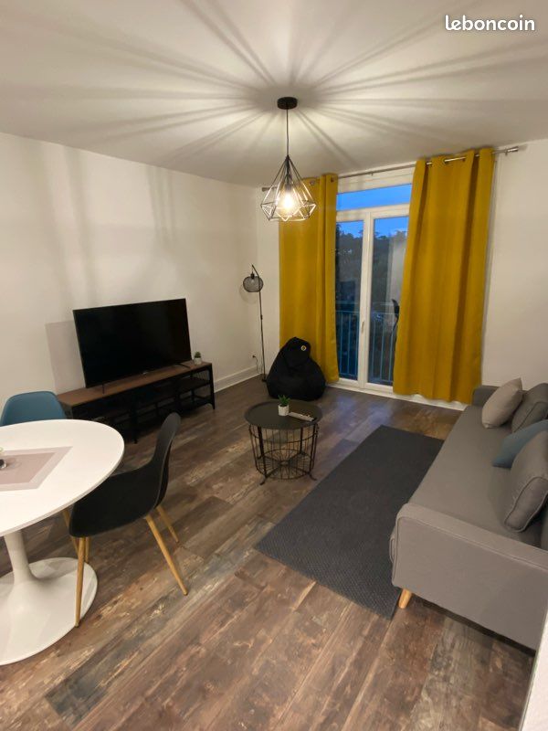 Appartement 4 pièces 70 m² · à Vénissieux · 70 m² · 1 180 €/mois