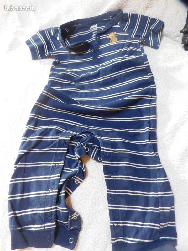Bodies bleu trait blancs (image 1)
