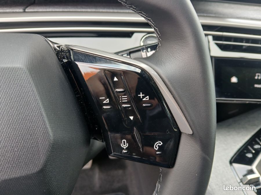 Peugeot 5008 HYBRID 145 e-DCS6 ALLURE Cam360° Panoramic Pack 7PL (image 16)