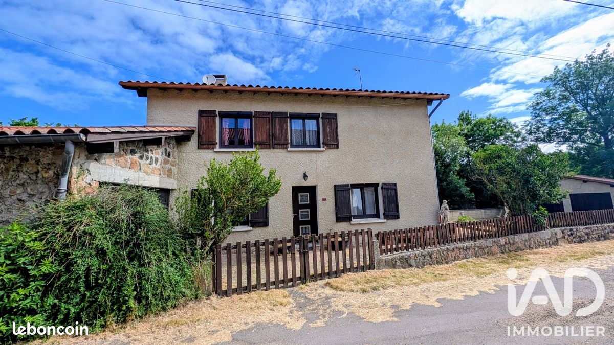 Maison 6 pièces 153 m² · à Chaspinhac · 153 m² · 229 000 €