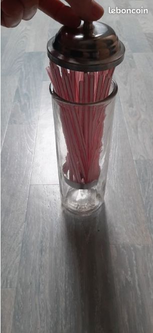 Rangement paille en verre (image 2)