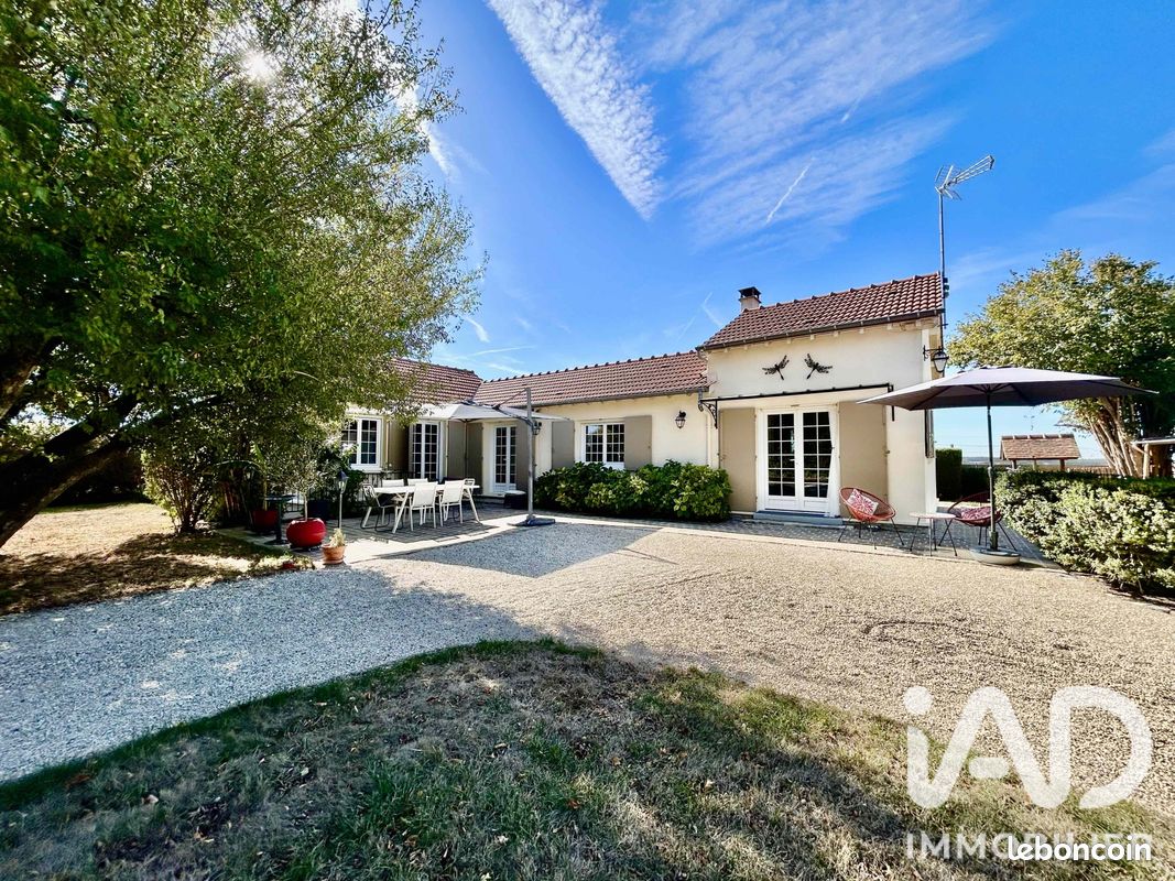 Maison 4 pièces 131 m² · à Recloses · 131 m² · 329 000 €