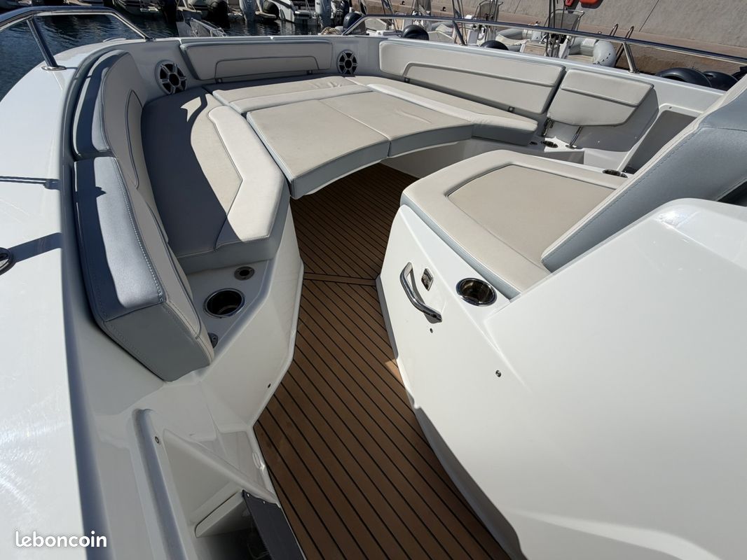 Jeanneau Cap Camarat 9.0 CC-S2 (2026) - 2x250CV Yamaha (image 5)