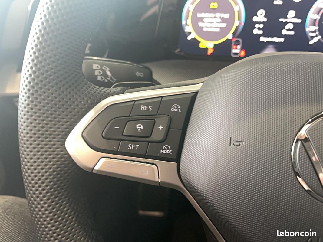 VOLKSWAGEN Golf 1.5 eTSI EVO2 150 DSG7 R-Line Edition (image 29)