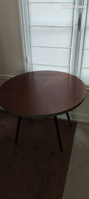 Ensemble table et chaises (image 2)