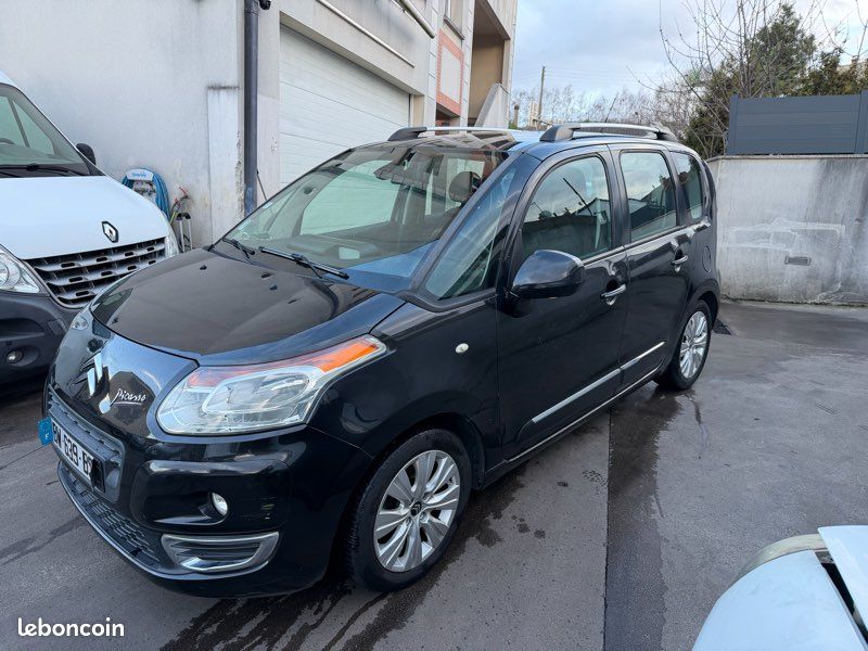 CITROËN C3 PICASSO EXCLUSIVE 1.6l HDI 110ch (image 1)