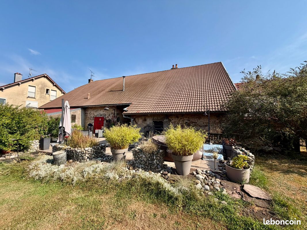 Maison 4 pièces 123 m² · à Roye · 123 m² · 170 000 €