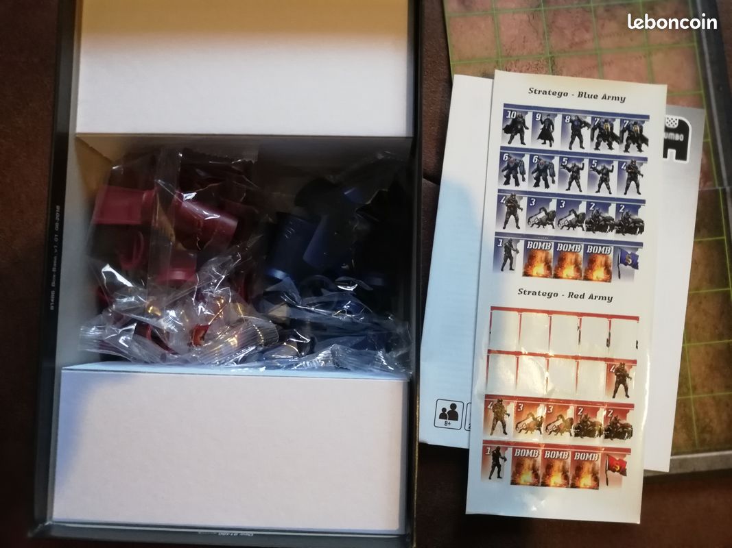Jeu de société "Stratego" (image 2)