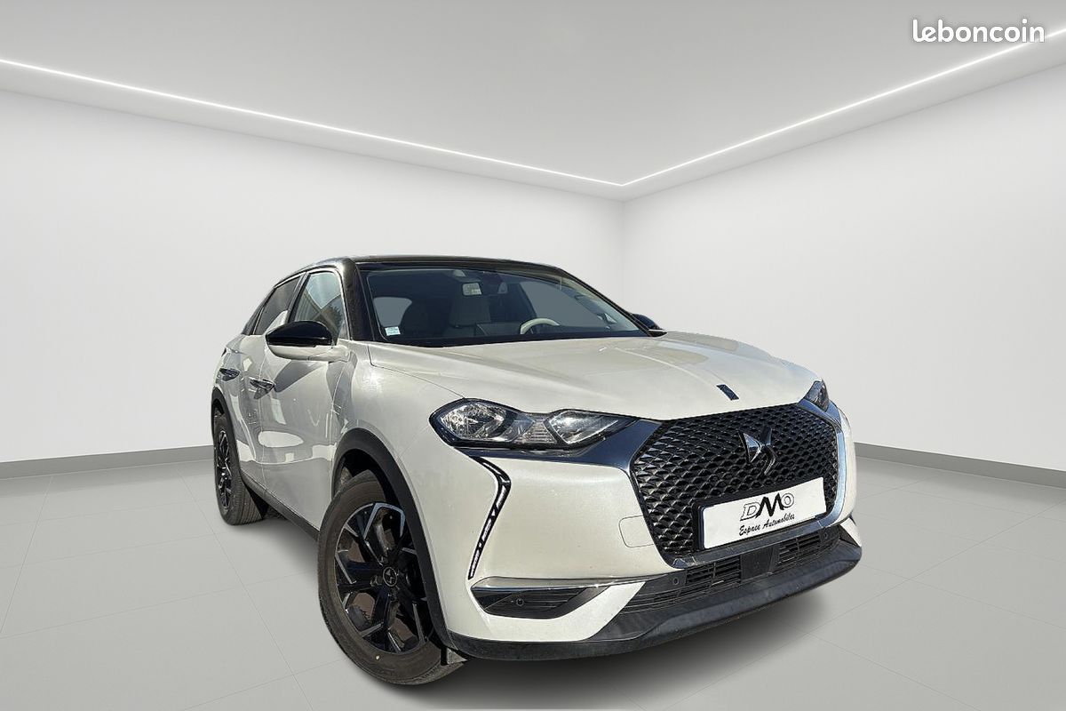 DS DS 3 DS3 Crossback 1.2i PureTech 12V - 100 So Chic (image 2)