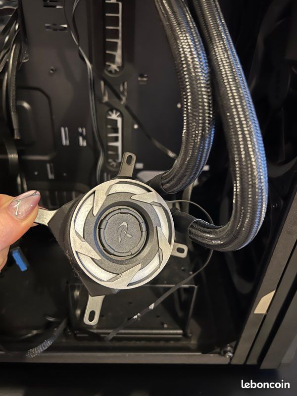 Boitier PC / 5 ventilateurs & watercooling (image 3)