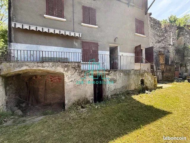 Immeuble 6 pièces 155 m² · à Pontcharra · 155 m² · 222 000 €