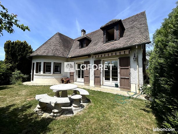Maison 6 pièces 212 m²
