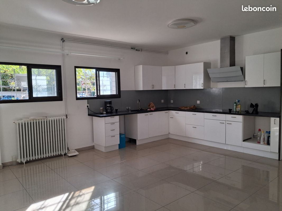 Maison 7 pièces 155 m² · à Avignon · 155 m² · 1 370 €/mois