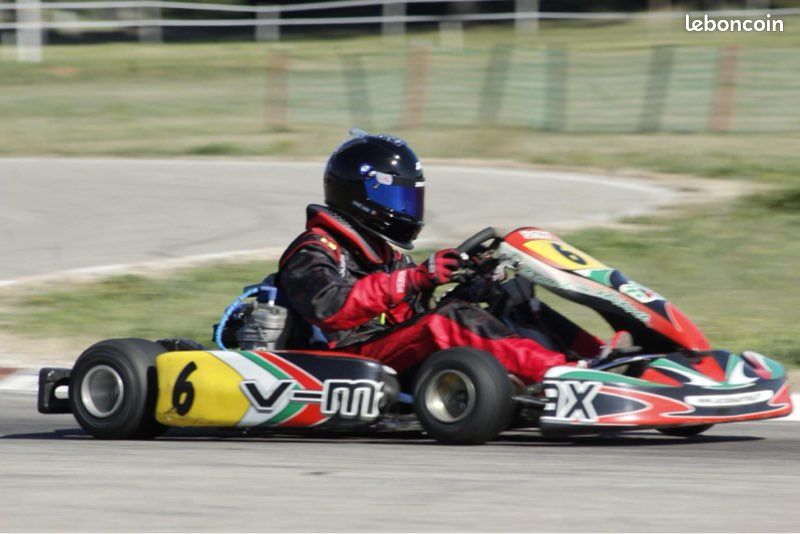 Lot kartings + pièces et matériel (image 3)
