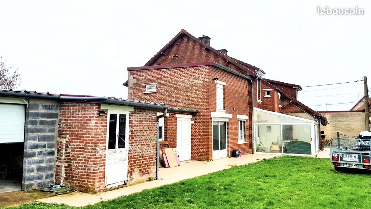 Maison 4 pièces 139 m² · à Neuville-Bourjonval · 139 m² · 144 000 €