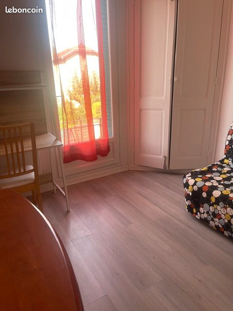 Appartement 43 pièces 42 m² · à Saint-Martin-d'Hères · 42 m² · 690 €/mois