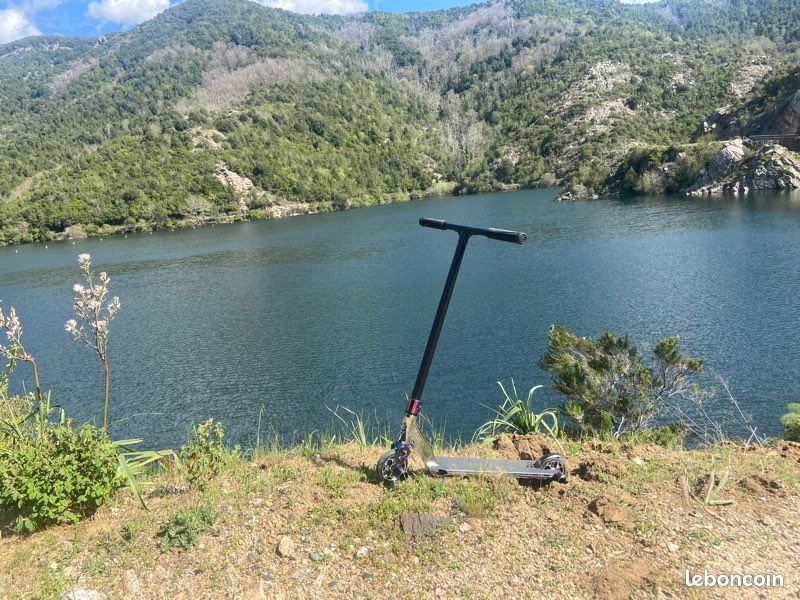 Trottinette freestyle (image 1)