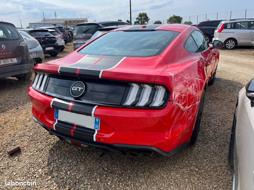 "Accidenté" Ford Mustang 5.0 V8 450 GT Fastback / FV503 (image 4)