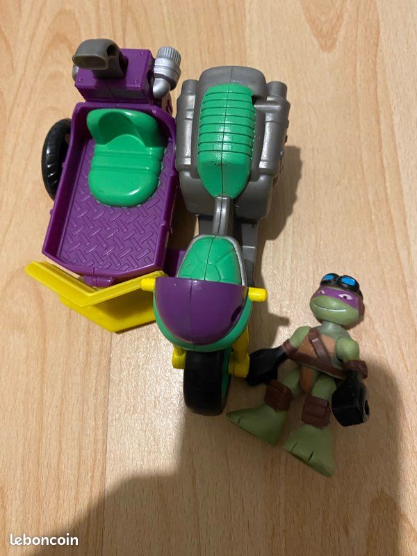 Figurine et véhicule tortue ninja (image 1)