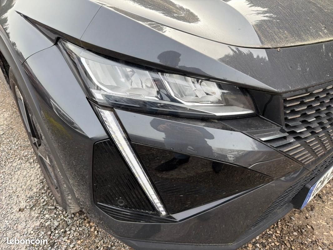 Peugeot 408 PureTech 130 ch S&S EAT8 Allure Pack (image 8)