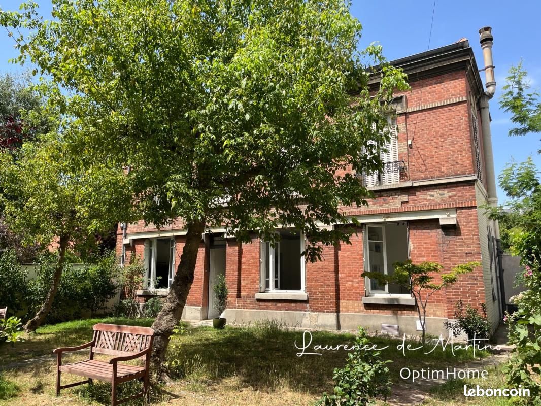 Appartement 2 pièces 48 m² · à La Garenne-Colombes · 48 m² · 330 000 €