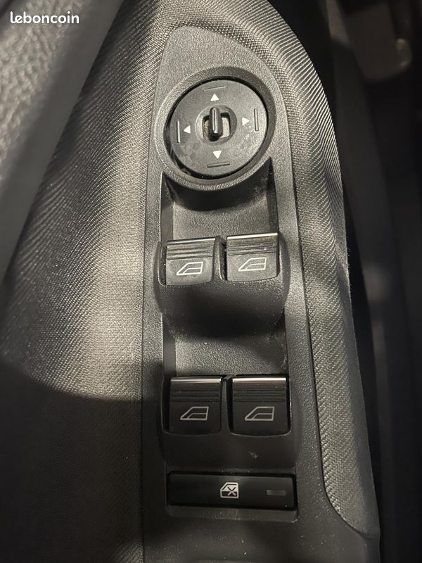 Ford c-max 1.0 ecoboost 100 trend (image 20)