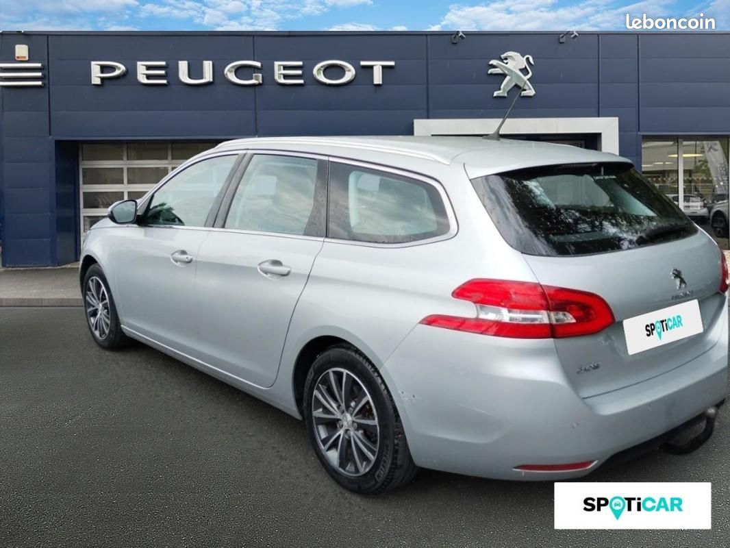 Peugeot 308 SW 1.2 PureTech 130ch S&S EAT6 Allure (image 7)