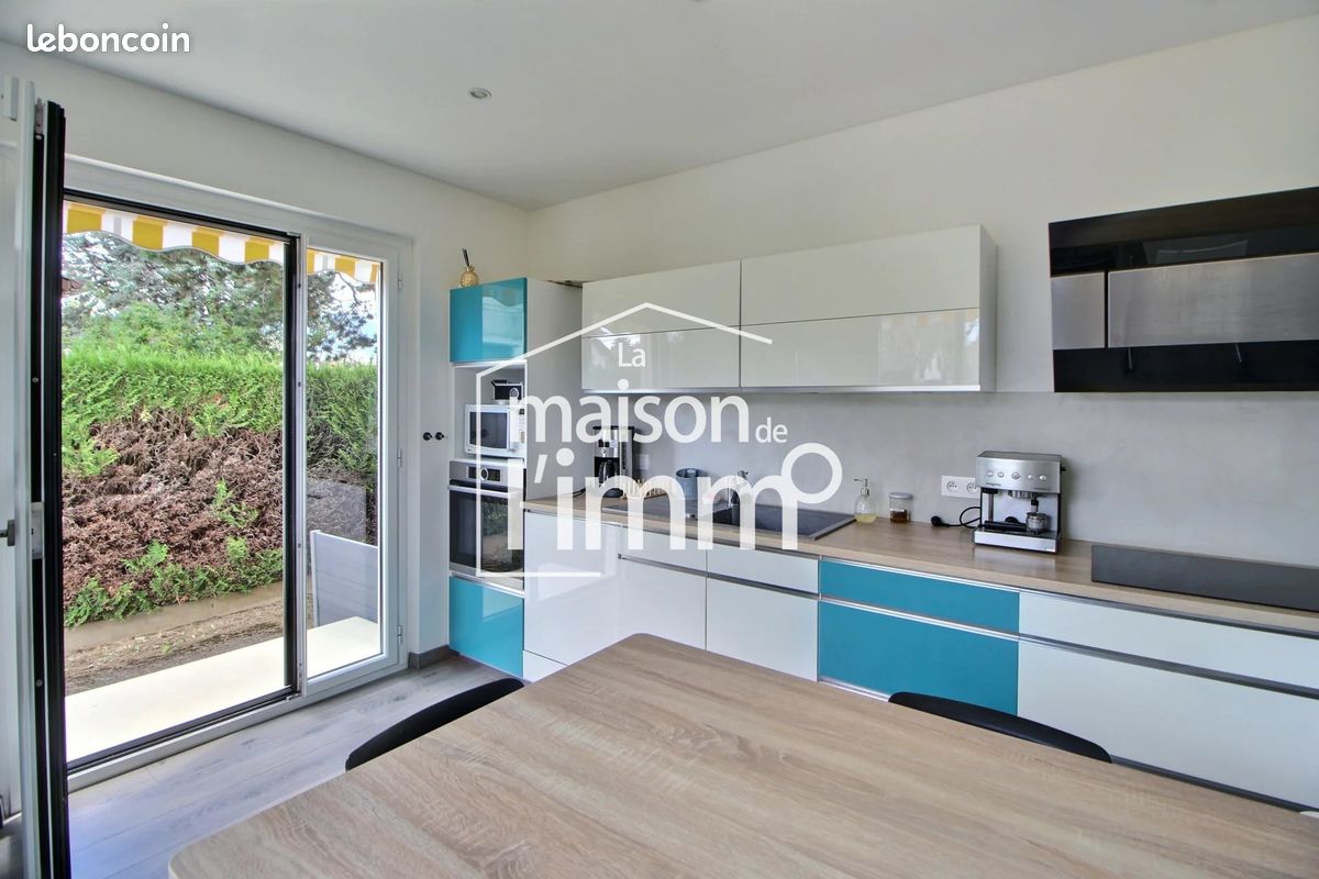 Maison a louer thonon-les-bains - 6 pièce(s) - 186 m2 - Surfyn