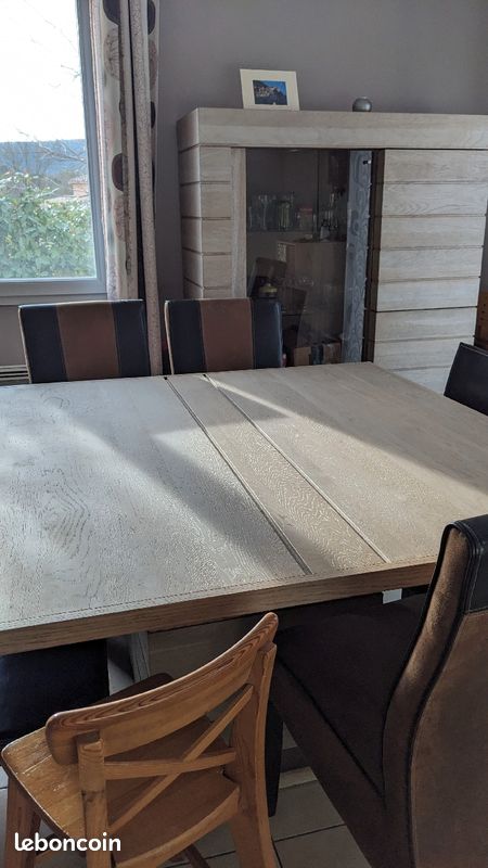 Table chêne massif moderne (image 3)