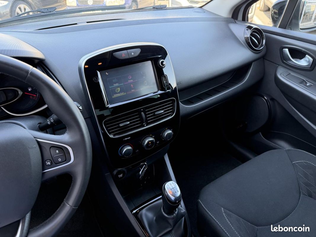 RENAULT CLIO 1.5 Energy dCi - 90 E6C IV BERLINE Limited PHASE 2 (image 17)