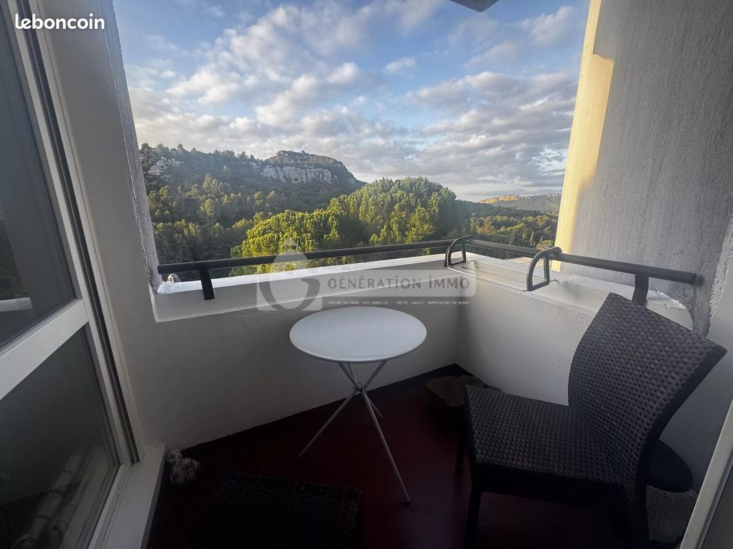 Appartement 1 pièce 33 m² · à Les Baux-de-Provence · 33 m² · 690 €