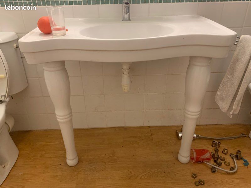 Vente d un lavabo rétro (image 3)
