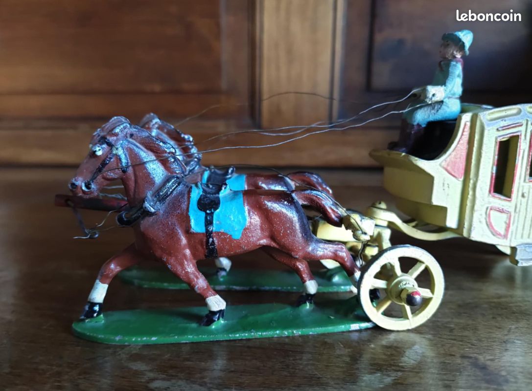Charette Fourragère QUIRALU Pour Cheval - Aluminium - Années 50 - Bon état