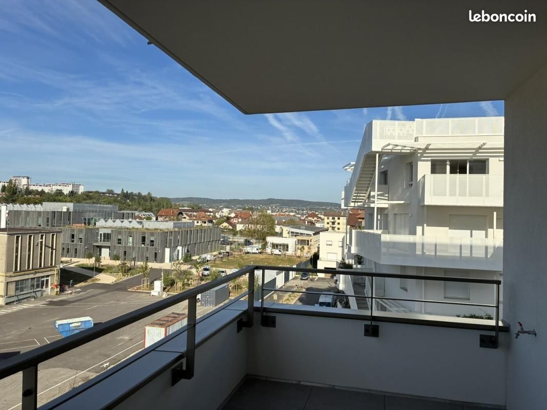Appartement 4 pièces 83 m² · à Annecy · 83 m² · 2 100 €/mois