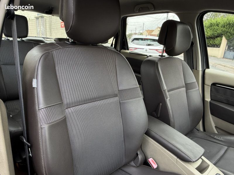 Renault GRAND SCENIC III 1.9 DCI 130CH FAP PRIVILEGE EURO5 5 PLACES (image 17)