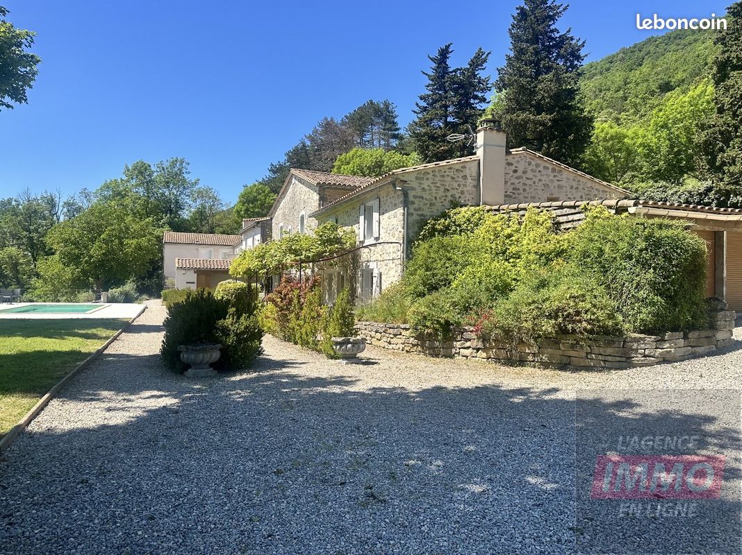 Maison 25 pièces 700 m² · à Limoux · 700 m² · 1 450 000 €