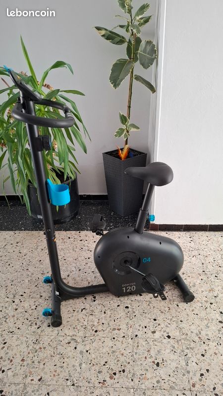 Vélo d'appartement Domyos Essential 120 (image 3)