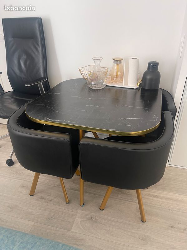 Table à manger (image 1)