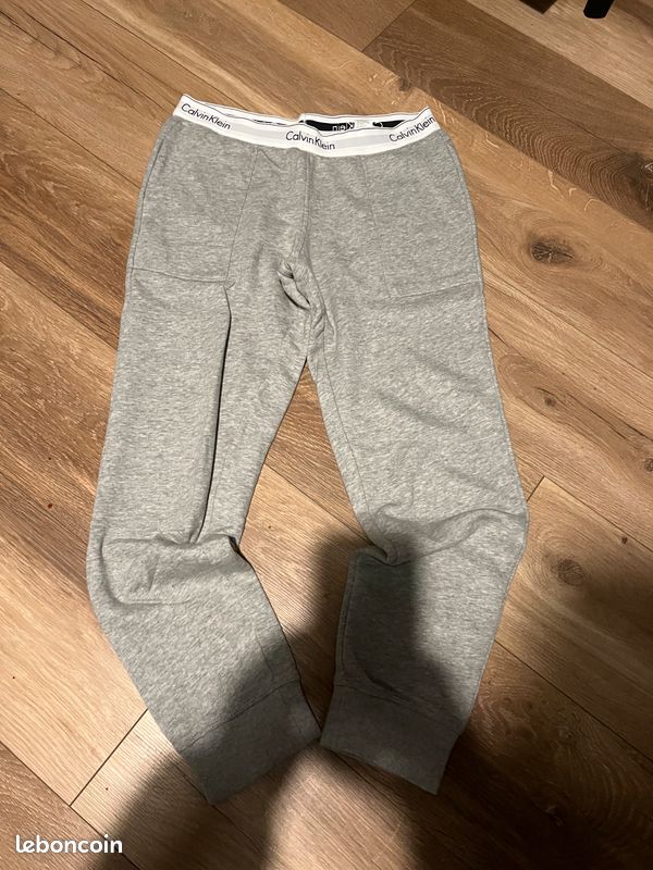 Bas de survetement legging Calvin Klein femme gris M Vêtements