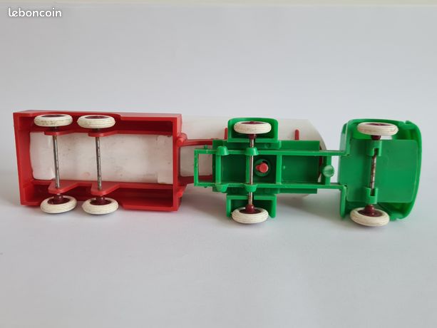 Berliet GAK Total – Semi-remorque Citerne Bourbon – 1/43 – Vintage Plastique France