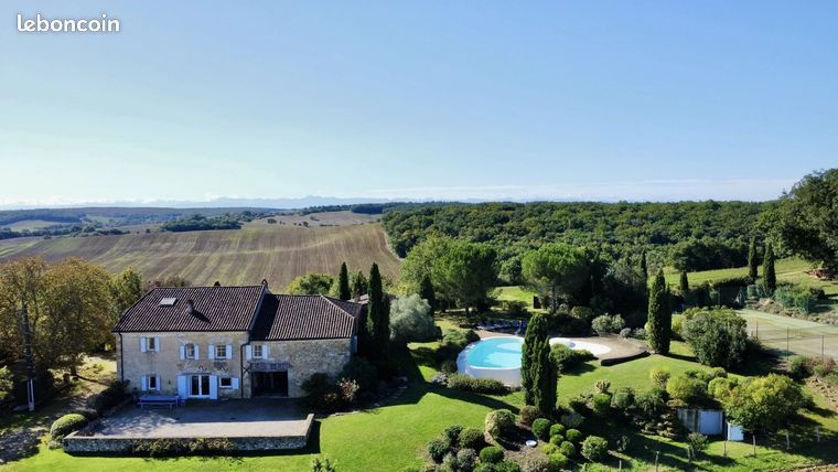 Maison 12 pièces 427 m²