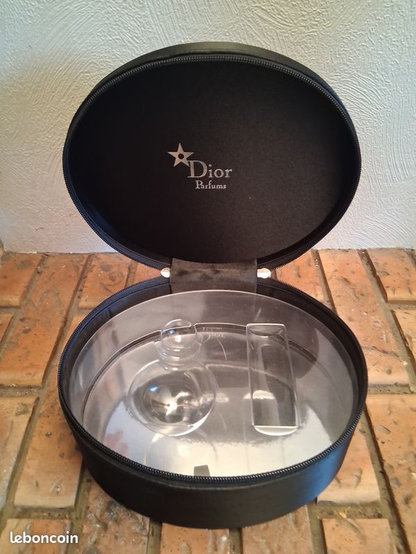 PAS D’ENVOI - DIOR - Boite ovale de Rangement - coffret vide DIOR en satin noir - Bijoux Parfum – Maquillage - Trousse de toilette – Voyage (image 2)