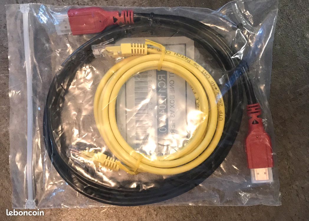 Câble HDMI et RJ45 (image 1)